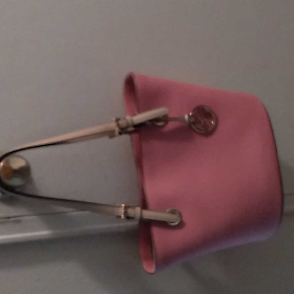 Michael Kors Jet Set Medium Pink Saffinano leather Tote purse bag Barbie vibes. - Picture 2 of 4